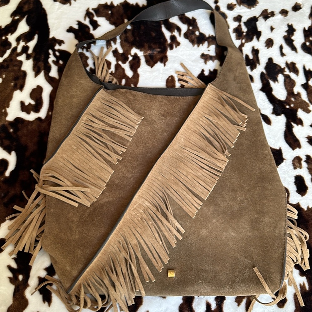 Brown suede leather with fringe. - Picture 3 of 7